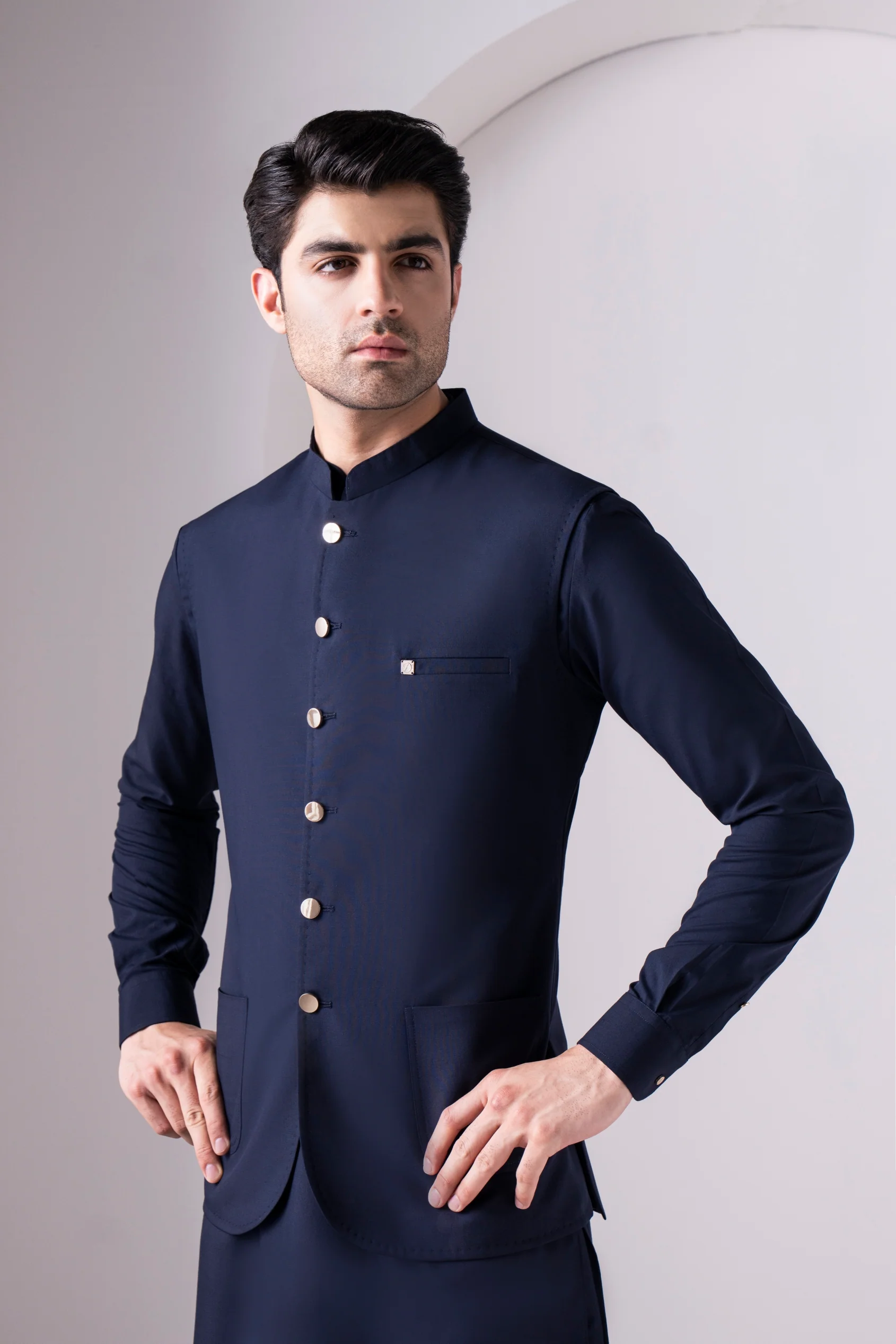 Blended 3-PC Suit - Image 4