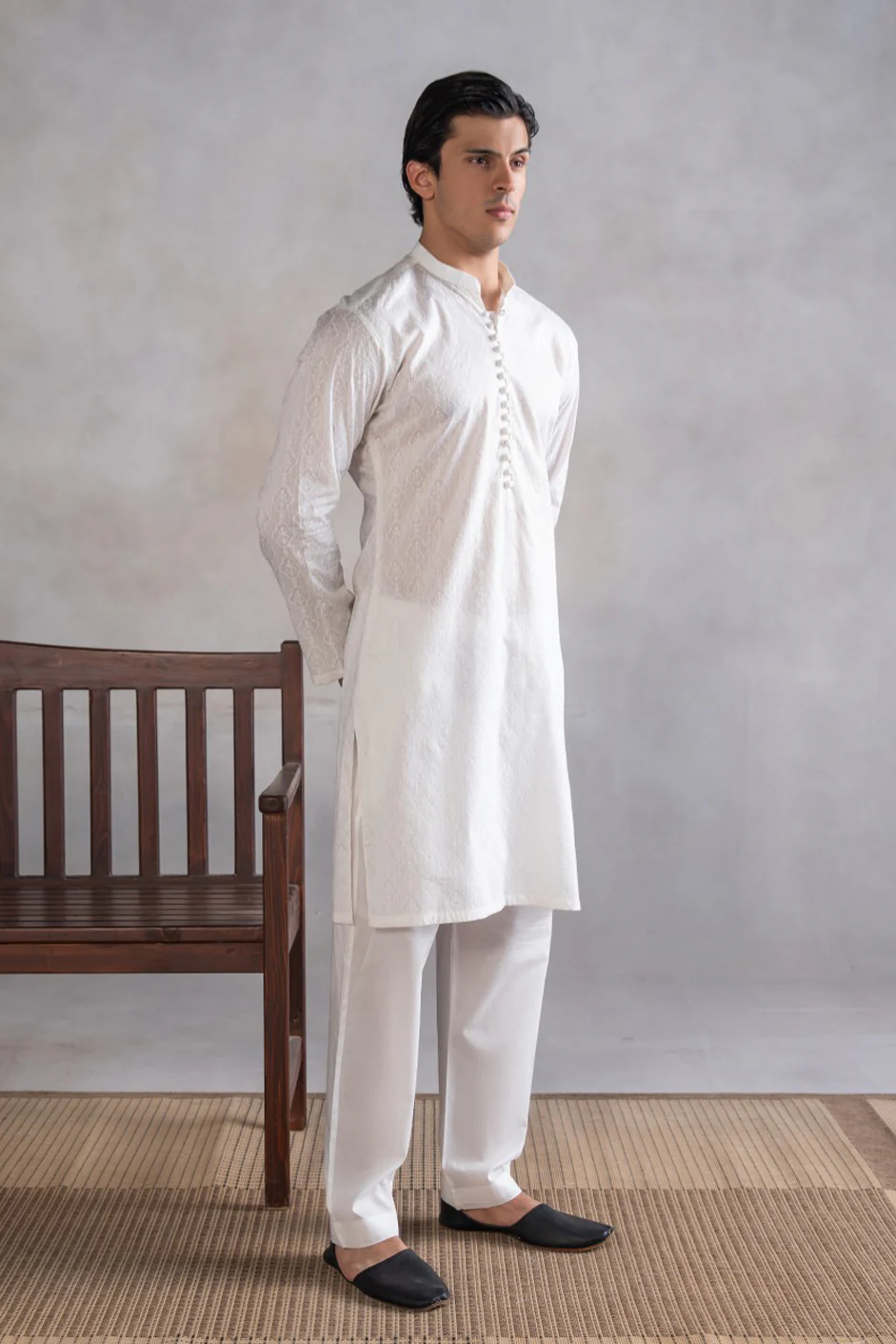 Shiffli Kurta Trouser - Image 3