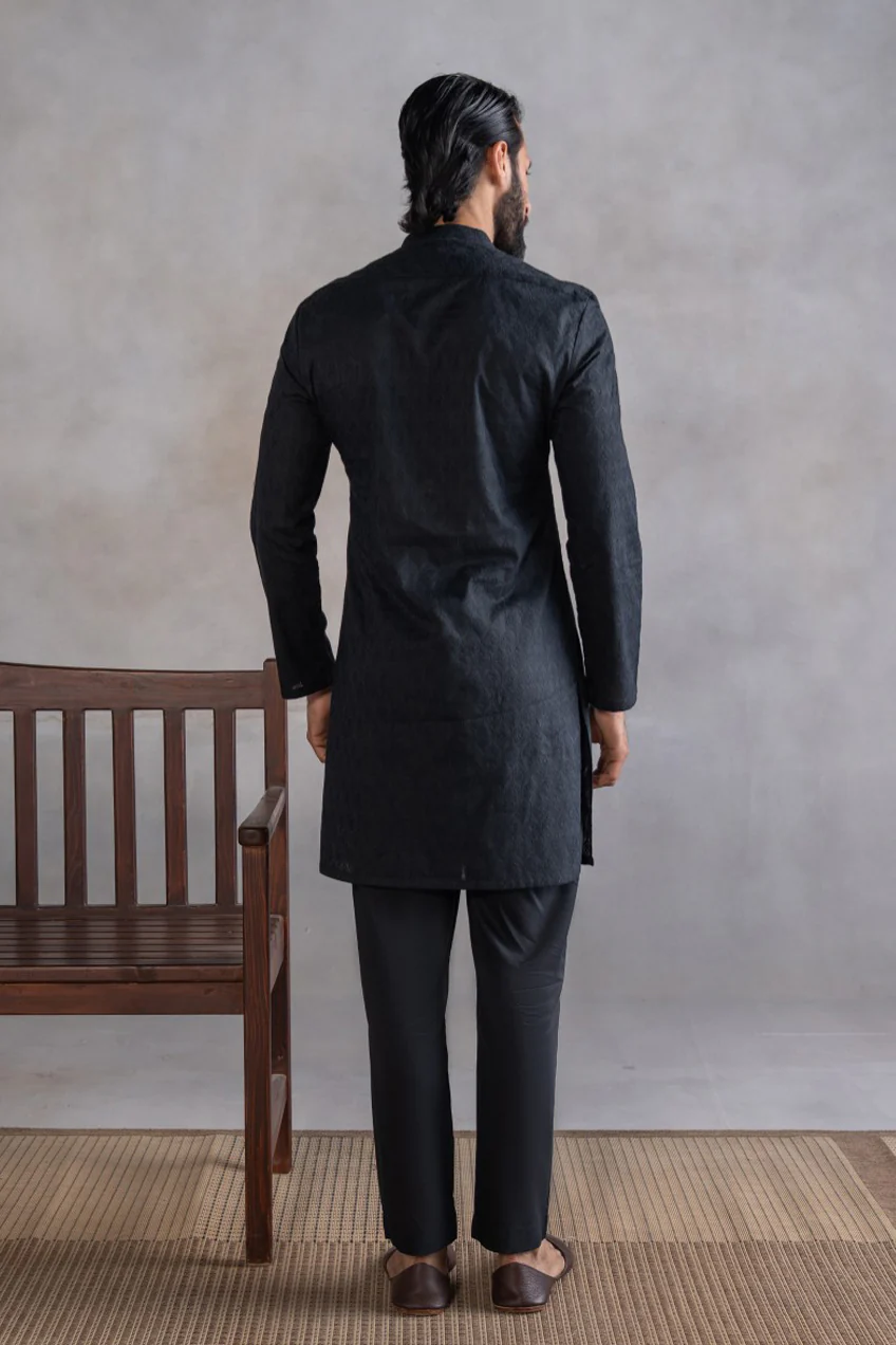 Shiffli Kurta Trouser - Image 4