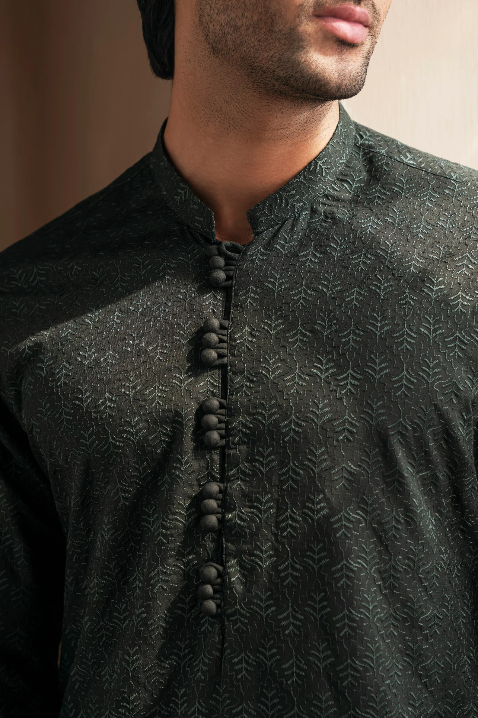Zarwan Kurta Trouser - Image 5